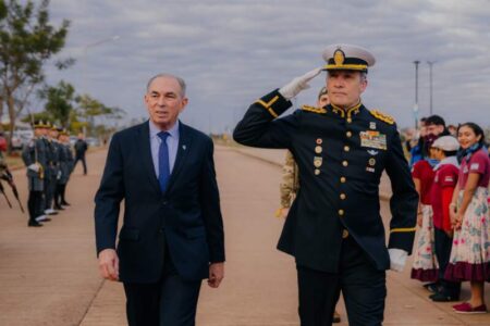 Posadas conmemoró el Día de la Independencia con un emotivo acto patrio en Itaembé Guazú imagen-12