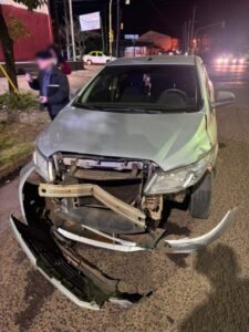 Colisión entre una ambulancia y un automóvil en Posadas imagen-1