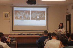 El Hospital Madariaga reúne a 27 residencias en una jornada científica que busca transformar la investigación en mejoras para los pacientes El Hospital Madariaga reúne a 27 residencias en una jornada científica que busca transformar la investigación en mejoras para los pacientes imagen-1