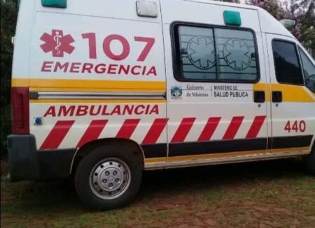 Buscan al motociclista que atropelló y abandonó a un peatón en Puerto Iguazú: la víctima está en coma inducido imagen-69