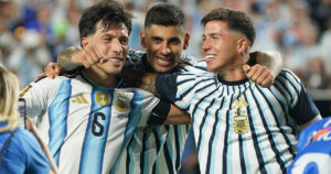 Un titular de la Selección lidera la lista para reforzar la defensa del Barcelona Un titular de la Selección lidera la lista para reforzar la defensa del Barcelona imagen-3