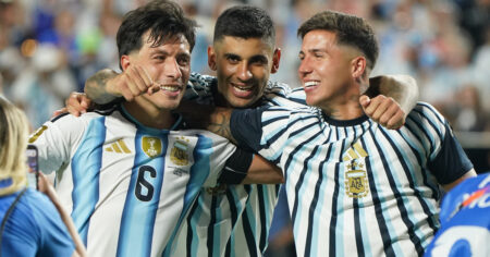 Un titular de la Selección lidera la lista para reforzar la defensa del Barcelona Un titular de la Selección lidera la lista para reforzar la defensa del Barcelona imagen-7