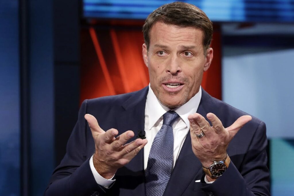 Tony Robbins, experto en crecimiento personal: “La mente busca lo que está mal” Tony Robbins, experto en crecimiento personal: “La mente busca lo que está mal” imagen-5