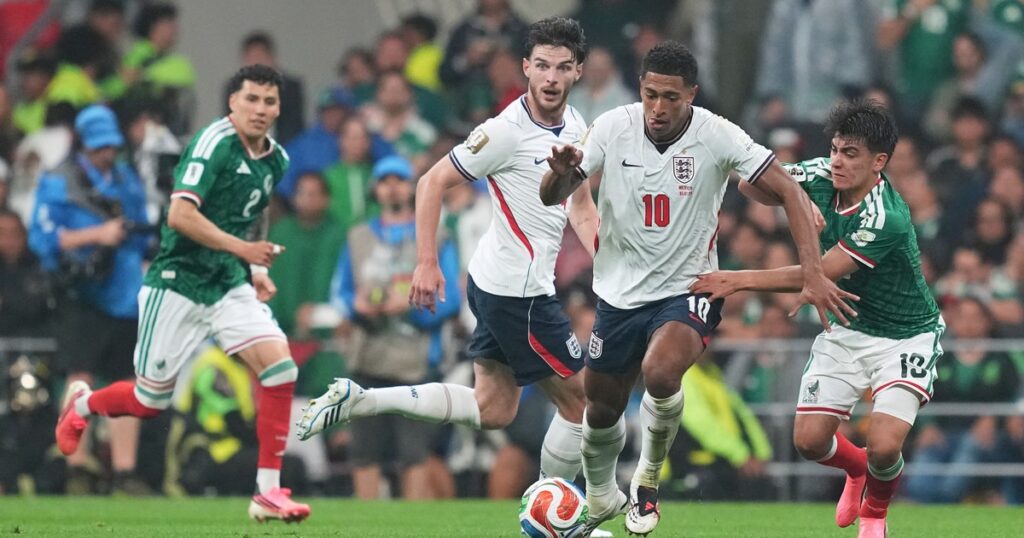 Videos: los goles del partido entre México e Inglaterra imagen-42