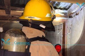 Un principio de incendio afectó la campana y la chimenea de un restaurante Un principio de incendio afectó la campana y la chimenea de un restaurante imagen-3