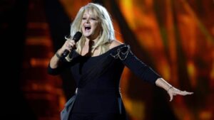 Murió Bonnie Tyler, la voz de “Total Eclipse of the Heart”, a los 75 años imagen-2