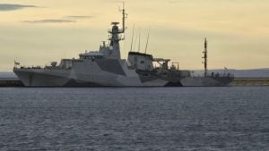 Tensión por Malvinas: Tierra del Fuego denunció una “provocación flagrante” por el paso de un buque de guerra británico Tensión por Malvinas: Tierra del Fuego denunció una “provocación flagrante” por el paso de un buque de guerra británico imagen-6