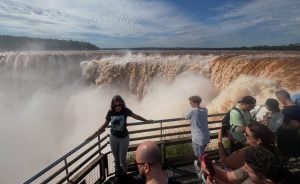 Reabrieron el circuito de la Garganta del Diablo y más de 7.000 visitantes disfrutaron este lunes de las Cataratas del Iguazú en todo su esplendor imagen-4