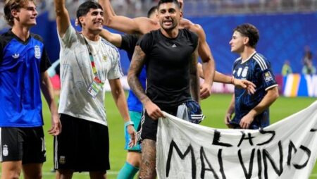 Escala la polémica por Malvinas: Reino Unido pidió a la FIFA que investigue a la Selección Argentina imagen-10