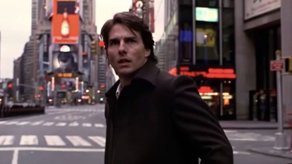 El único remake que ha hecho Tom Cruise tuvo que hacer trucos visuales para que no supiéramos cuándo se había grabado El único remake que ha hecho Tom Cruise tuvo que hacer trucos visuales para que no supiéramos cuándo se había grabado imagen-4