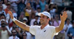 Wimbledon: el invitado que le ganó a un Top 10 y jugará semifinales contra Zverev imagen-3