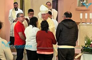 Fe, compromiso y protección: el profundo significado del escapulario de la Virgen del Carmen Fe, compromiso y protección: el profundo significado del escapulario de la Virgen del Carmen imagen-73