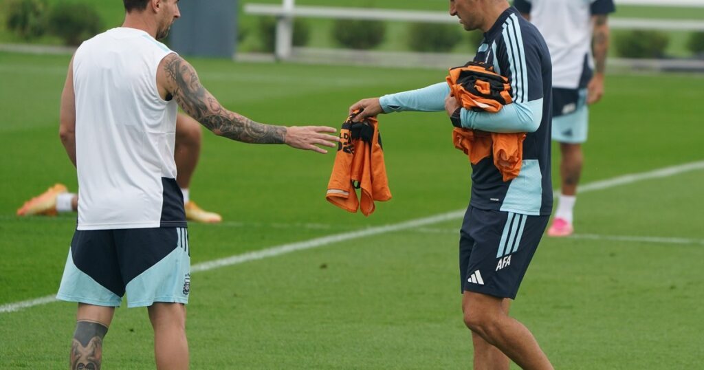 Scaloni y su laboratorio: qué variantes estudia para la final ante España Scaloni y su laboratorio: qué variantes estudia para la final ante España imagen-36