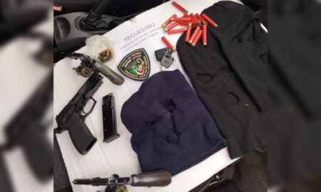 Brasileños prófugos aceptaron la extradición y en su auto hallaron tres armas imagen-7
