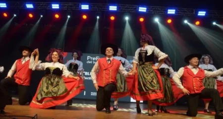 Sabores, música y tradiciones, así vibra este sábado la Pre Fiesta del Inmigrante en Oberá Sabores, música y tradiciones, así vibra este sábado la Pre Fiesta del Inmigrante en Oberá imagen-6