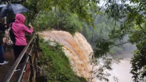 Las Cataratas del Iguazú superan los 8 millones de litros por segundo tras la crecida del río imagen-2