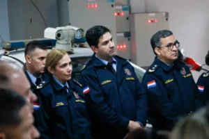 Altos mandos de la Policía del Paraguay se capacitan con la vanguardia tecnológica de Misiones Altos mandos de la Policía del Paraguay se capacitan con la vanguardia tecnológica de Misiones imagen-2
