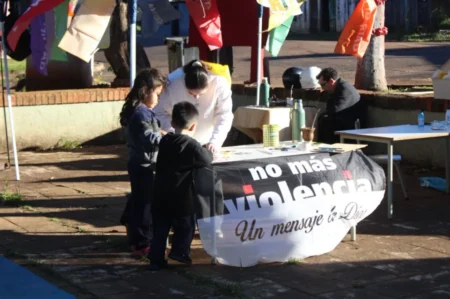 No Más Violencia refuerza su trabajo en escuelas y espacios públicos imagen-11