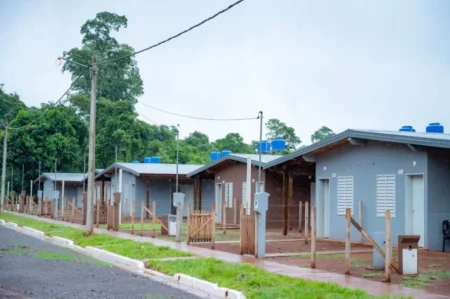 Misiones reactiva fuerte política habitacional con fondos propios imagen-12