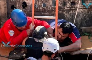 Rescataron a una mujer de 60 años que cayó a un pozo ciego imagen-72