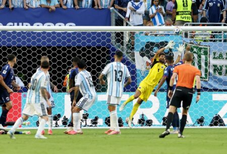 🔴 Minuto a minuto: Argentina le gana a Cabo Verde por 2-1 y se encamina a los 8vos de final del Mundial imagen-9