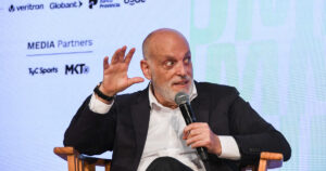 Javier Tebas, durísimo contra la FIFA tras el Mundial, pidió la renuncia de Infantino: "Está destruyendo al fútbol" imagen-3