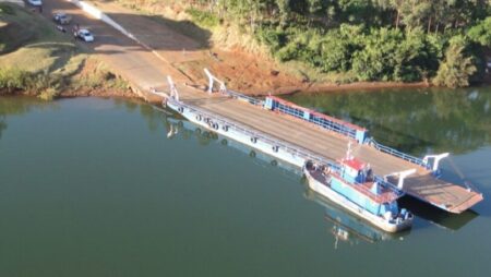 La crecida del río Uruguay obligó a cerrar el paso fronterizo entre San Javier y Porto Xavier imagen-26