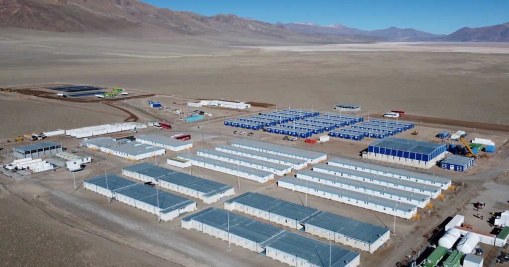 El litio no para: crece la producción un 45% en mayo y lidera la minería argentina imagen-100
