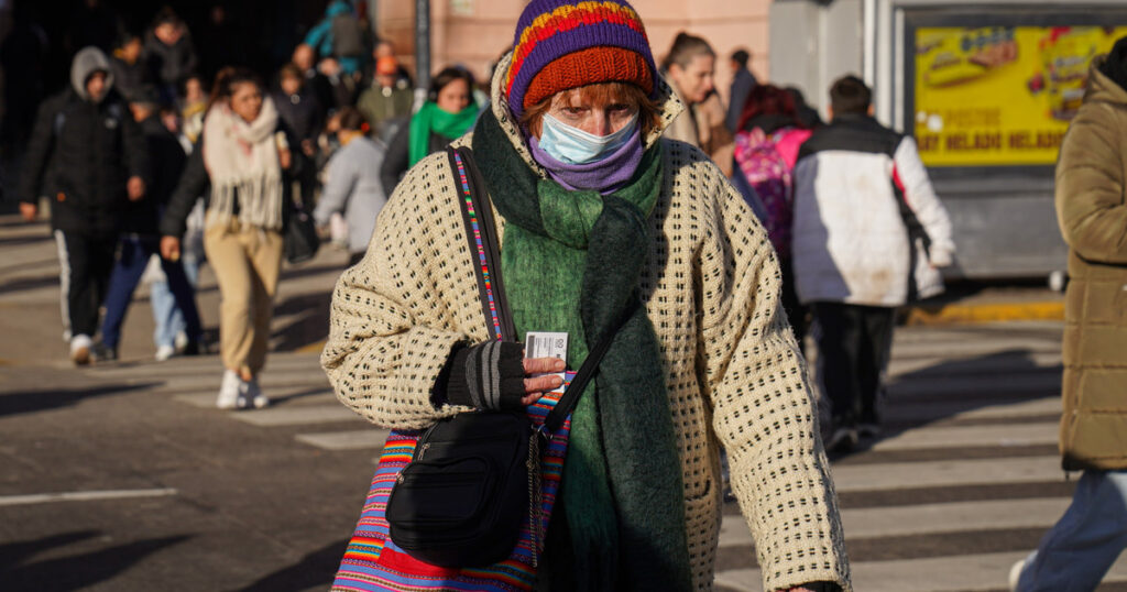 La ola polar se agudiza en gran parte del país y hoy será el día más frío del año: qué dice el pronóstico para el AMBA y las posibles lluvias La ola polar se agudiza en gran parte del país y hoy será el día más frío del año: qué dice el pronóstico para el AMBA y las posibles lluvias imagen-99