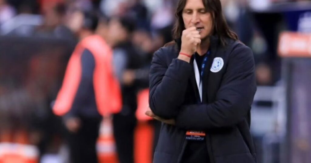 A guantazo limpio: Olave le respondió a Casillas por la Selección A guantazo limpio: Olave le respondió a Casillas por la Selección imagen-40