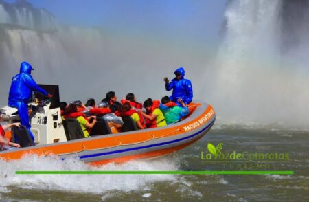 Macuco Safari confirmó la muerte de un turista tras el accidente de una embarcación en las Cataratas de Brasil imagen-123