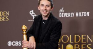 La colección de autos de Timothée Chalamet supera los 600.000 dólares: los exclusivos modelos que guarda en su garage imagen-2