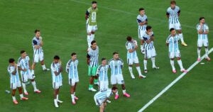 «Fútbol 1, criminales 0»: más de uno de cada cinco titulares internacionales fue negativo con la Selección tras la final del Mundial 2026 "Fútbol 1, criminales 0": más de uno de cada cinco titulares internacionales fue negativo con la Selección tras la final del Mundial 2026 imagen-4