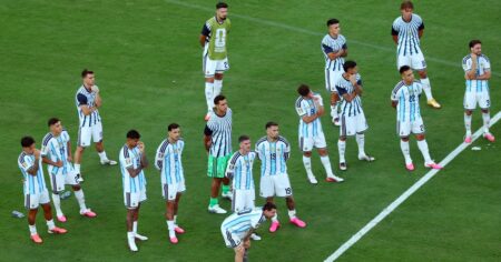 «Fútbol 1, criminales 0»: más de uno de cada cinco titulares internacionales fue negativo con la Selección tras la final del Mundial 2026 "Fútbol 1, criminales 0": más de uno de cada cinco titulares internacionales fue negativo con la Selección tras la final del Mundial 2026 imagen-13