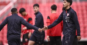 Independiente venció a Newell's con un Meza encendido y goleador imagen-1