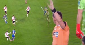 Video: el lujo con el hombro de Di María que terminó en gol anulado para Rosario Central contra River Video: el lujo con el hombro de Di María que terminó en gol anulado para Rosario Central contra River imagen-1