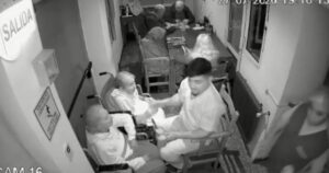 El ex cuidador del geriátrico de Mar del Plata dijo que no amenazó a nadie, pero se negó a declarar El ex cuidador del geriátrico de Mar del Plata dijo que no amenazó a nadie, pero se negó a declarar imagen-4