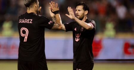 El sentido mensaje de Luis Suárez para Messi: "Tu papá desde arriba te va a seguir mirando orgulloso" imagen-8