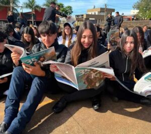 Plaza de la Lectura inició su recorrido por la provincia imagen-2