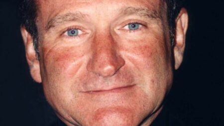Robin Williams, actor: «solo se te concede una pequeña chispa de locura. No debes perderla» Robin Williams, actor: "solo se te concede una pequeña chispa de locura. No debes perderla" imagen-121