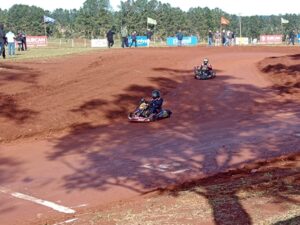 Karting terrado, Manuel Zacarías culminó quinto en Apóstoles, por la 5ta fecha del campeonato donde homenajearon a Mario Kotic, histórico dirigente lo… Karting terrado, Manuel Zacarías culminó quinto en Apóstoles, por la 5ta fecha del campeonato donde homenajearon a Mario Kotic, histórico dirigente lo... imagen-75