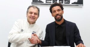 Revolución en Chile: Vozinha, el arquero sensación del Mundial 2026 con Cabo Verde, ya es jugador de Colo Colo imagen-3