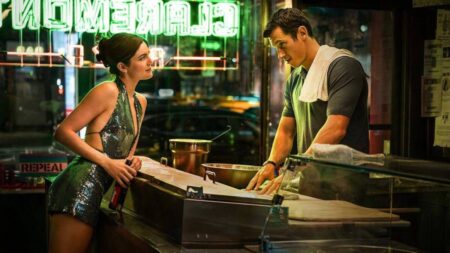 Los solteros solo pueden tener encuentros sexuales una noche al año: Así es la comedia romántica para despedir el verano imagen-106