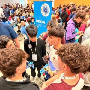Robots, alianzas y trabajo en equipo: cómo es la competencia que reúne a estudiantes de todo el país Robots, alianzas y trabajo en equipo: cómo es la competencia que reúne a estudiantes de todo el país imagen-3