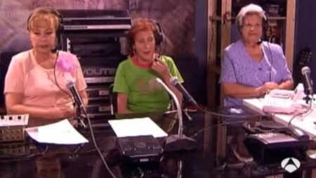 Radio Patio nació de una necesidad del equipo de 'Aquí no hay quien viva' para reducir el caos de organización imagen-6