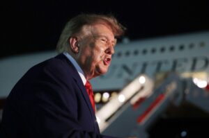 Trump confirmó que salió de Turquía en un vuelo secreto a raíz de una amenaza de asesinato de Irán Trump confirmó que salió de Turquía en un vuelo secreto a raíz de una amenaza de asesinato de Irán imagen-1