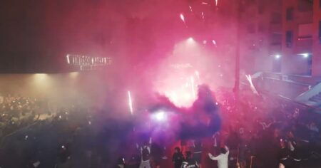 Video: tremendo banderazo de los hinchas de Independiente Rivadavia imagen-13