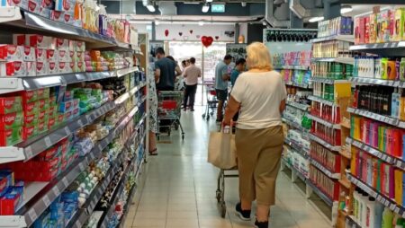 La inflación de julio fue del 2,1% y ya acumula 19,3% en lo que va del año imagen-12