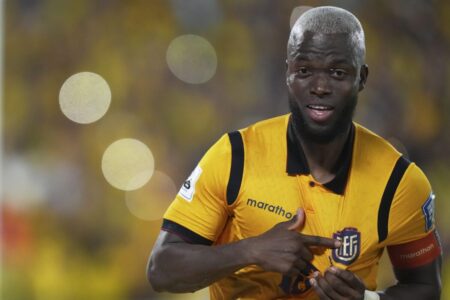 Enner Valencia, el goleador de elite que desembarcó en Boca, el recuerdo de un gol a River y un registro muy particular imagen-12