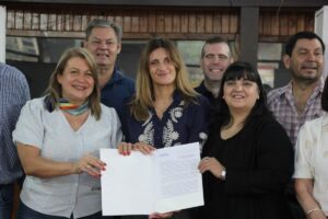 El Glosario de Lengua de Señas Regionales fue declarado de interés público educativo municipal imagen-1